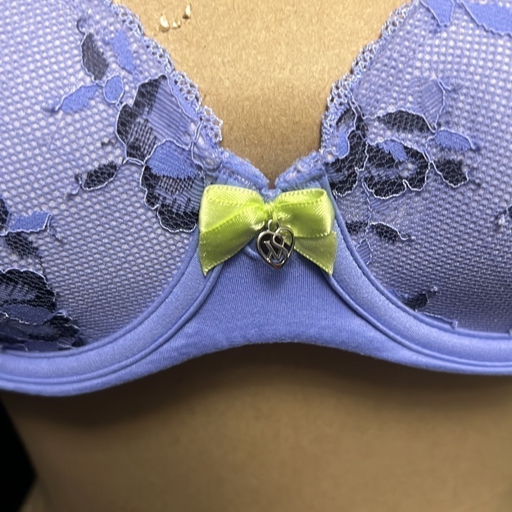 Victoria’s Secret Body by Victoria lined semi bra 34C - Picture 2 of 7